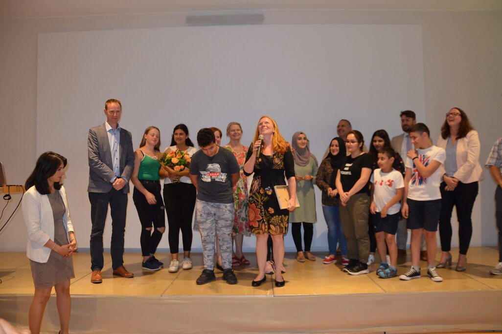 Gewinner in der Kategorie dialogfördernde Projekte: „Welcome Scouts“ und „Flüchtige Momente“ der Gutenbergschule in Sankt Augustin.