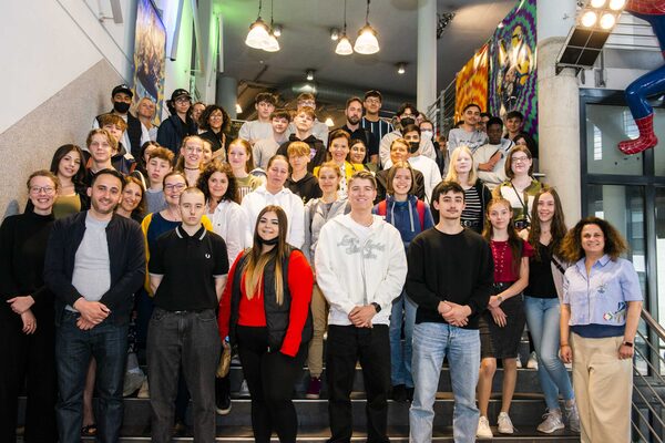 Gruppenfoto Zertifizierungsfeier der Peer-Coaches Juni 2022